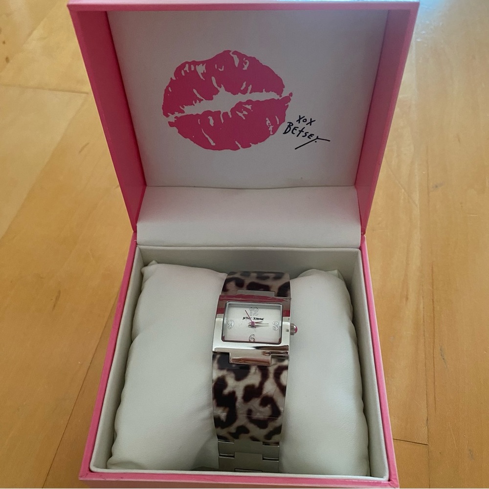 Bette Johnson Watch